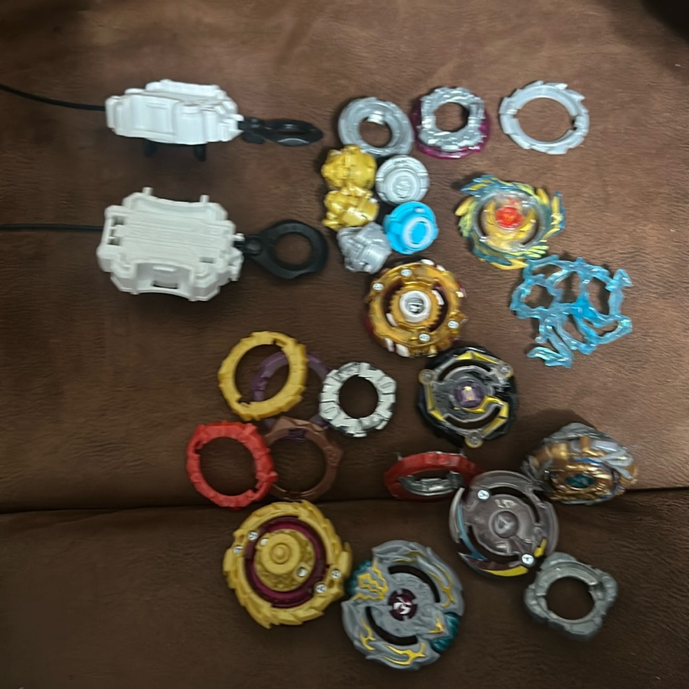 Multiple bey blades